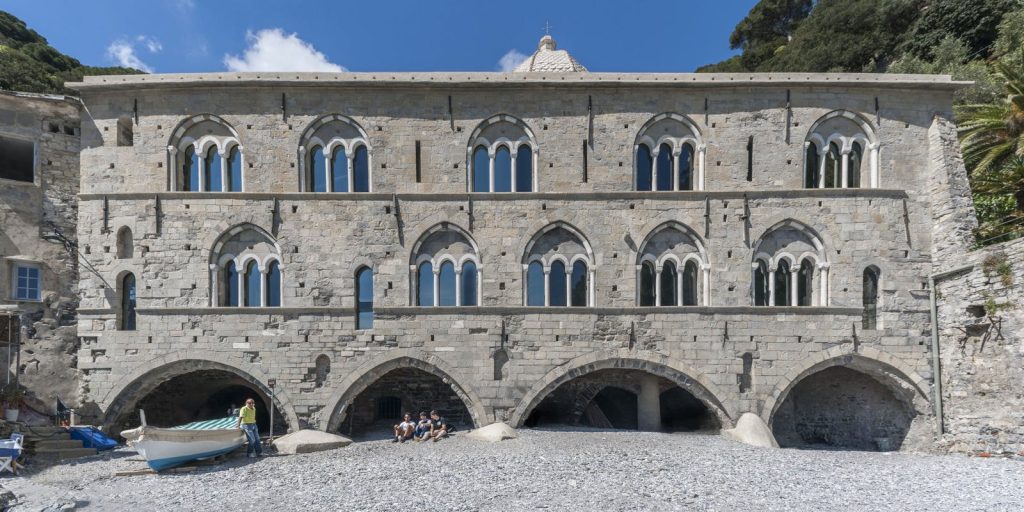 abbazia-di-san-fruttuoso-spiaggia