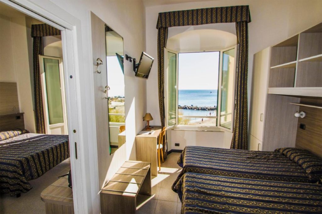 hotel-baia-monterosso