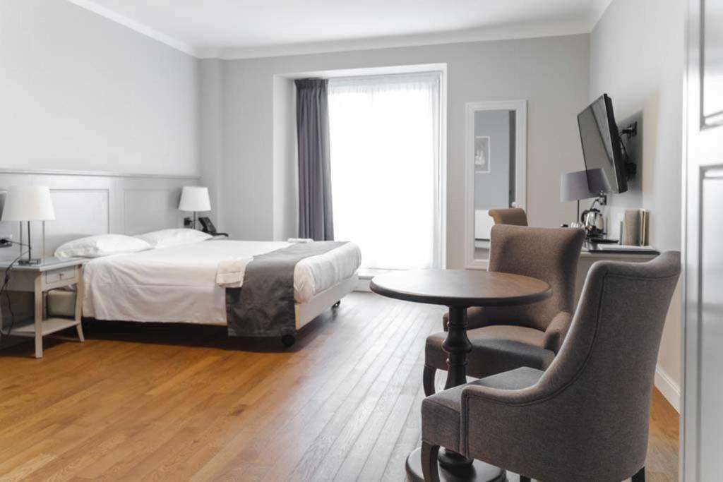 hotel-de-ville-genova